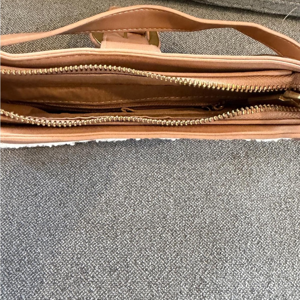 Shearling Accent Brown Crossbody Shoulder Bag - Unbranded - Picture 9 of 16